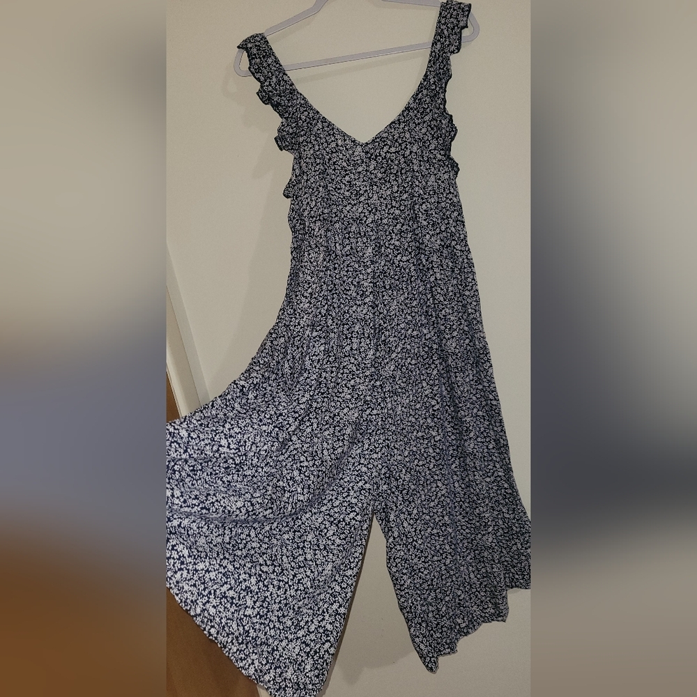 Anthropologie Navy and White Floral Jumpsuit With Gaucho Legs And Ruffle Straps